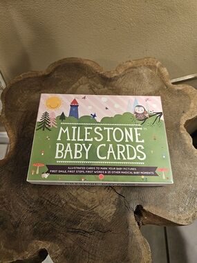 Milestone Baby Cards Illustrated Cards-green